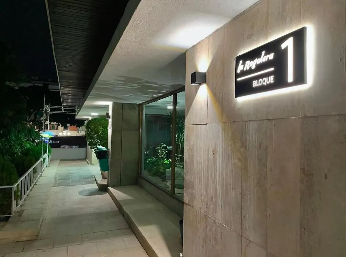 Lafrenchtouch - Centrico Estudio Con Piscinas Torremolinos Apartment