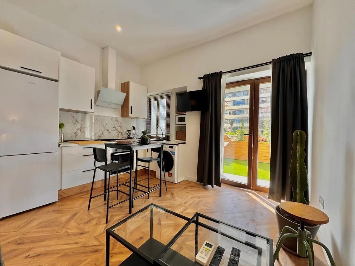 Lafrenchtouch - Centrico Estudio Con Piscinas Torremolinos Apartmán